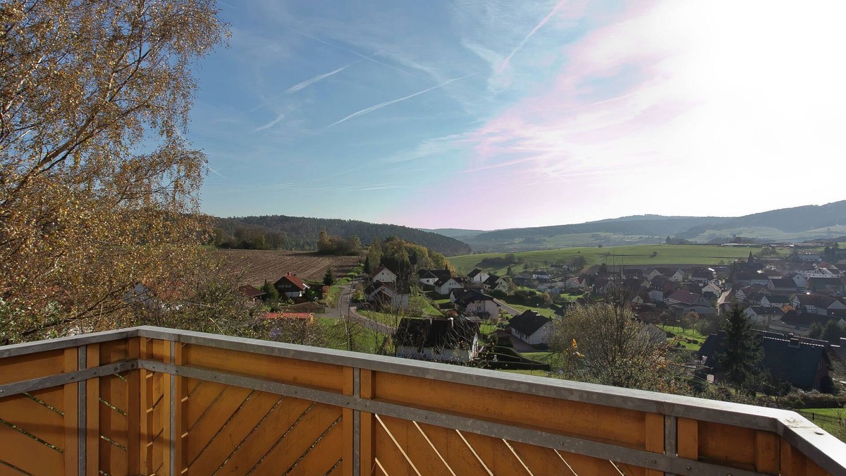 Muhlbach House | Holiday home in the Knüllgebirge with balcony