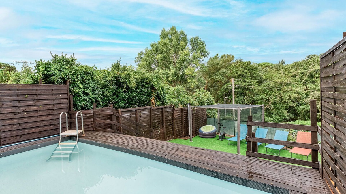 Mont Barbat House | Holiday Home 'Casa Piscina - 10km Lloret De Mar' with Pool and Air Conditioning