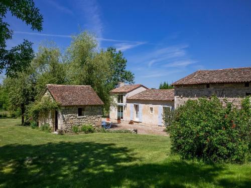 Saint-Martin-de-Gurson House | Holiday Home in Dordogne