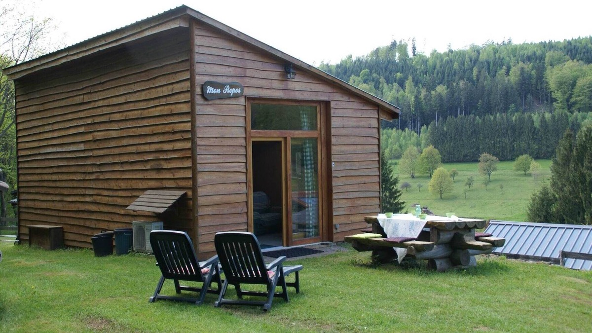 Walscheid House | Holiday Home in Walscheid near Forest & Lakes