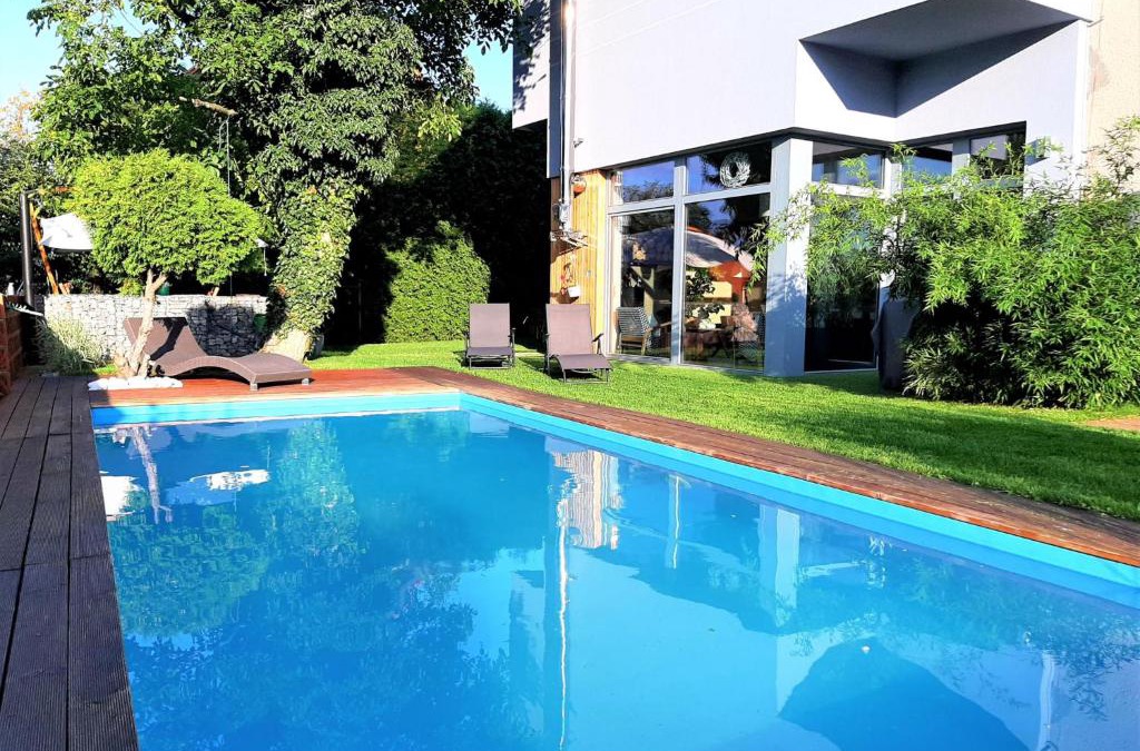 Reporyje House | Holiday Home Řeporyje by Interhome