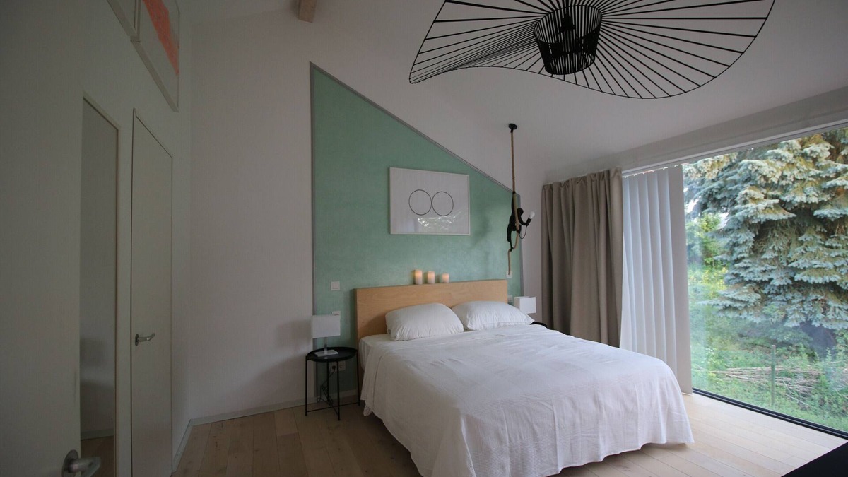 Buedingen House | Holiday Home '120 m² Architect's House' with Private Terrace, Wi-Fi and Air Conditioning