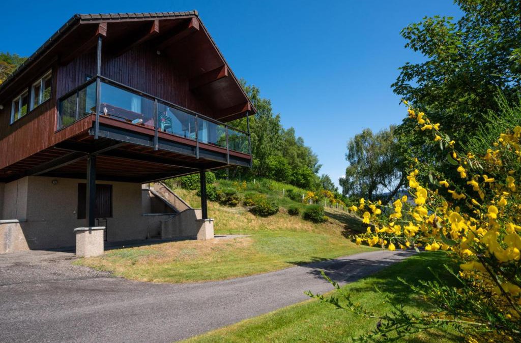 East Lewiston House | Holiday Home Achmony Number 6 by Interhome