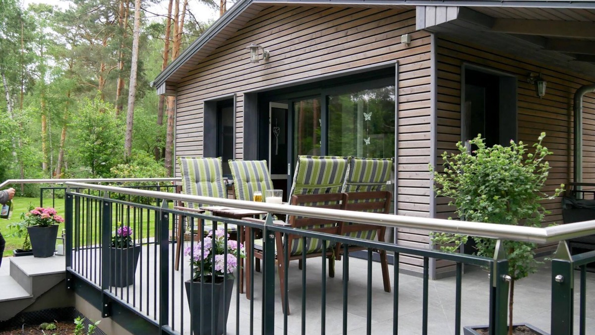 Schwielochsee House | Holiday Home 'Am Kiefernweg 1' with Lake View, Private Terrace and Private Garden