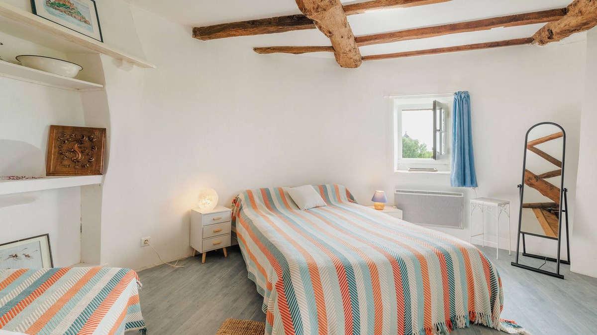 Cherrueix House | Holiday Home 'Ancien Moulin À Vent Du 19e Siècle' with Sea View, Private Terrace and Private Garden