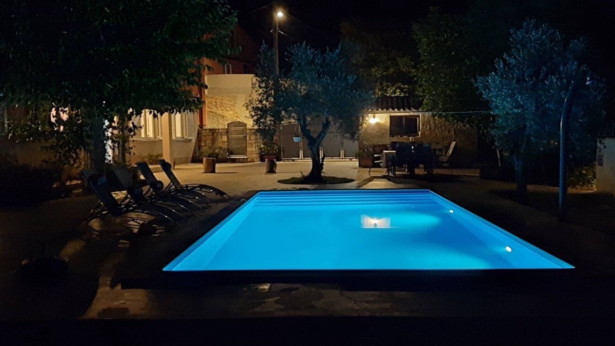 Jadreski House | Holiday Home Aqua With Pool