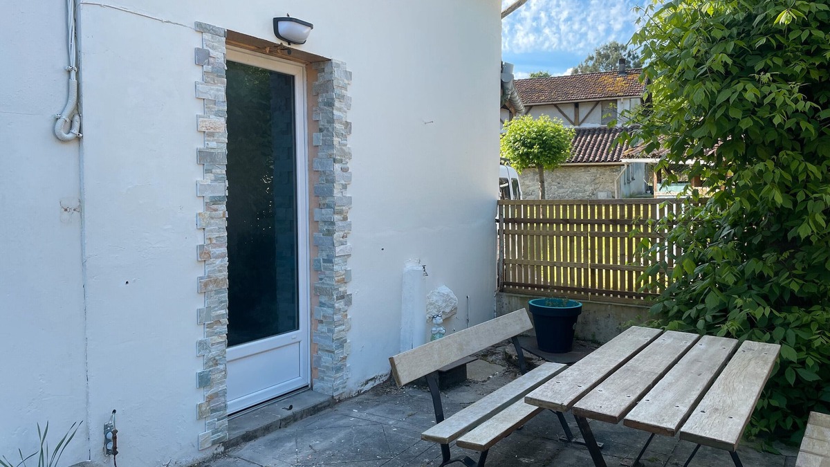 Pinderes House | Holiday Home 'Au Calme' with Wi-Fi