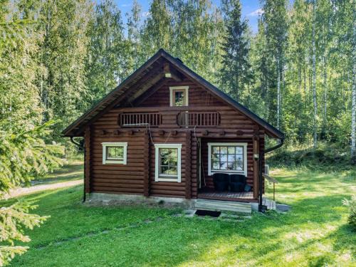 Viitasaari House | Holiday Home Aurinkolahti by Interhome