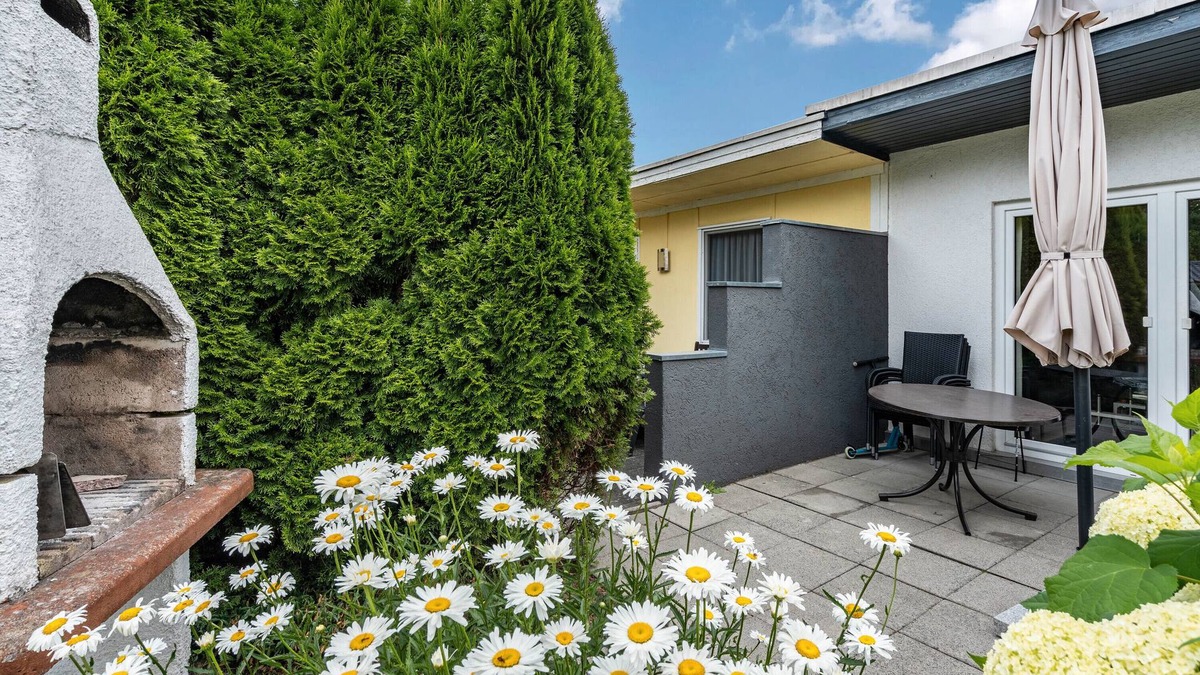 Bungalowdorf an der Talsperre House | Holiday Home 'Bungalow 73' with Private Terrace and Private Garden