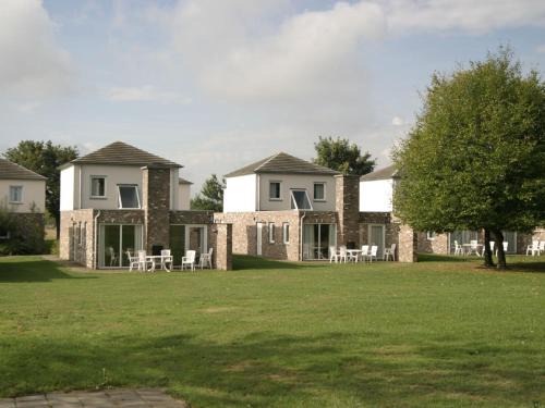 Landsrade House | Holiday Home Bungalowpark Landsrade-1 by Interhome