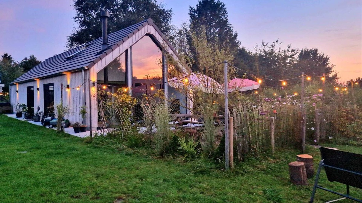 Municipality of Sint-Michielsgestel House | Holiday home Buuf near 's-Hertogenbosch