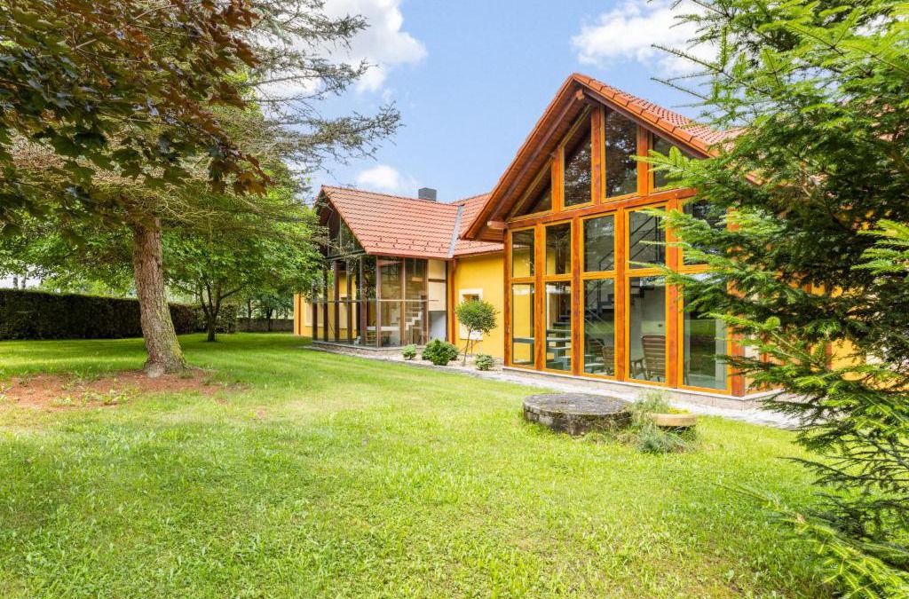 Dolni Bukovsko House | Holiday Home Bzí by Interhome