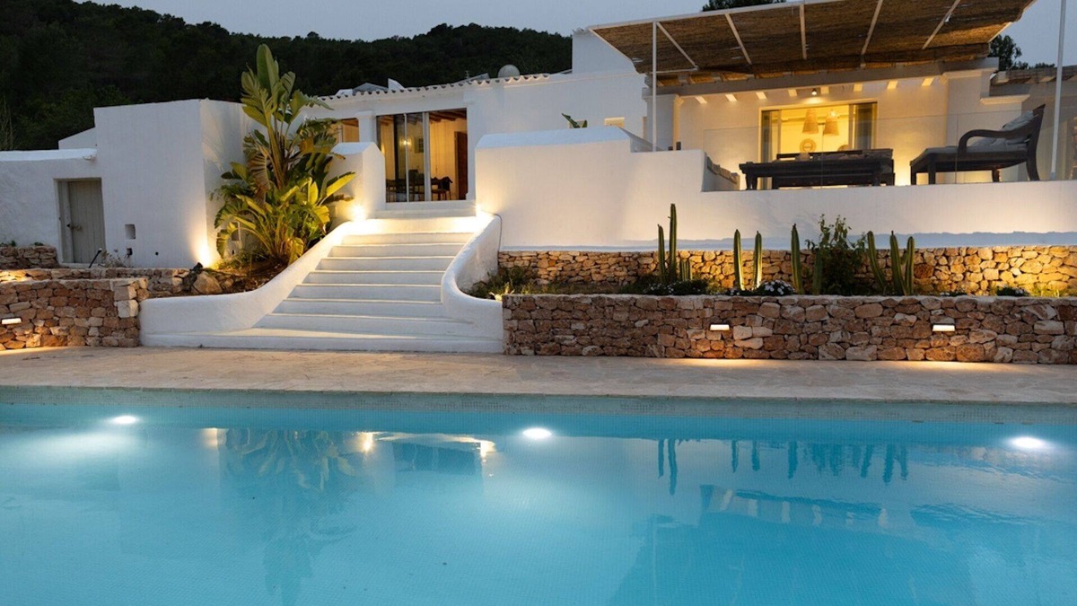 Santa Gertrudis House | Holiday Home 'Can Tunio , Santa Gertrudis' with Mountain View, Wi-Fi and Air Conditioning