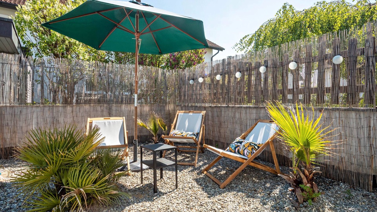 Nonnenhorn House | Holiday Home 'Casa Noho' with Private Terrace, Private Garden and Wi-Fi