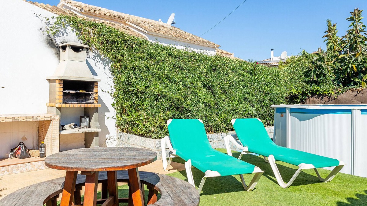 Cala Romantica House | Holiday Home 'Casa Noa' with Private Pool, Wi-Fi and Air Conditioning