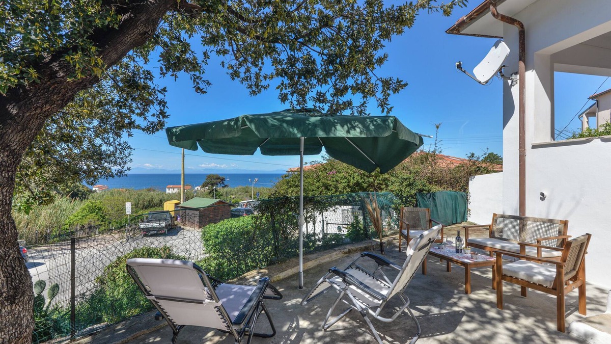 Pomonte House | Holiday Home 'Costa Del Sole' with Sea View, Private Terrace and Wi-Fi