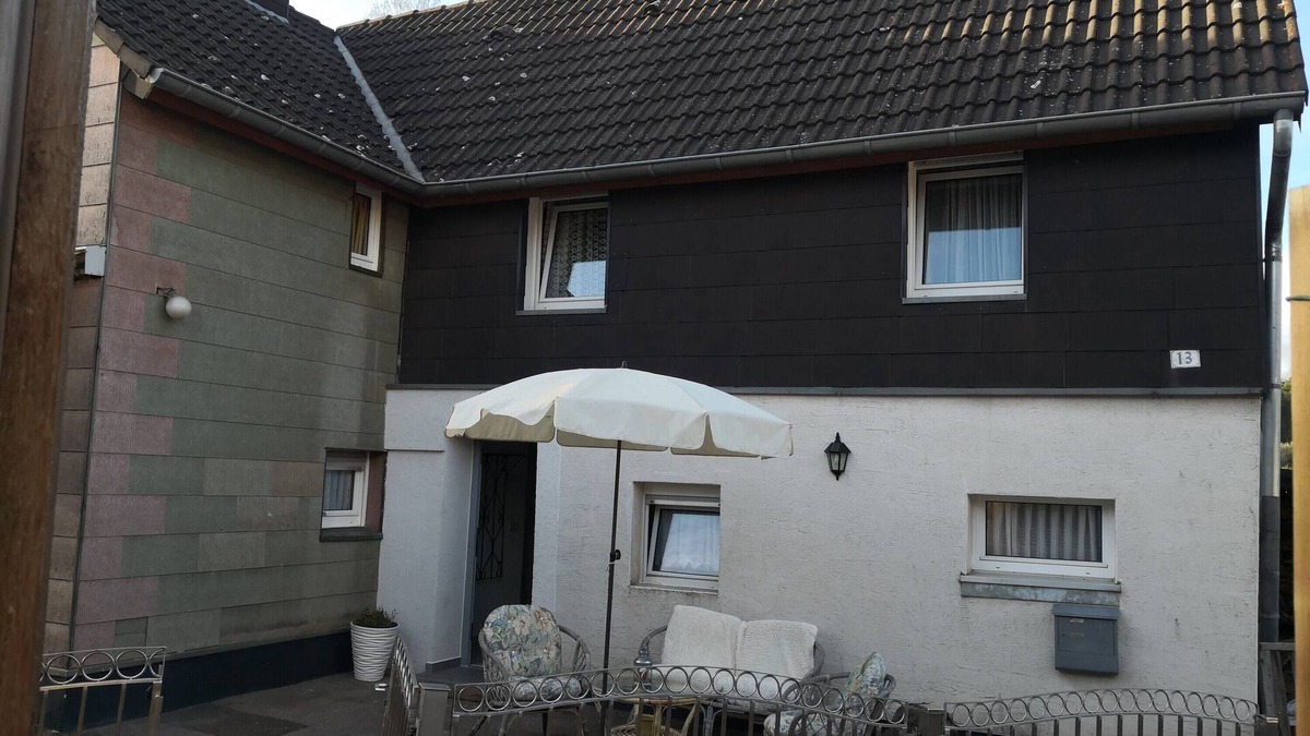Kall House | Holiday Home 'Eifels Herzhaus' with Shared Terrace and Wi-Fi