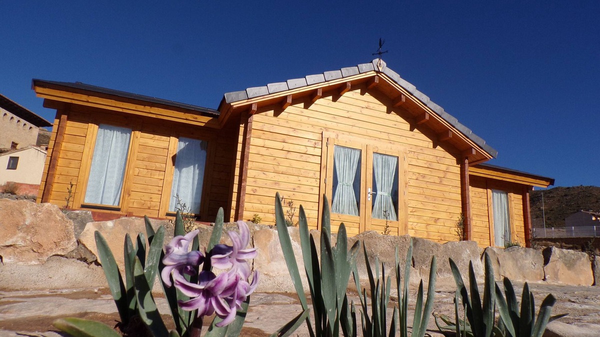 Olocau del Rey House | Holiday Home 'El Freginal' with Private Terrace and Wi-Fi