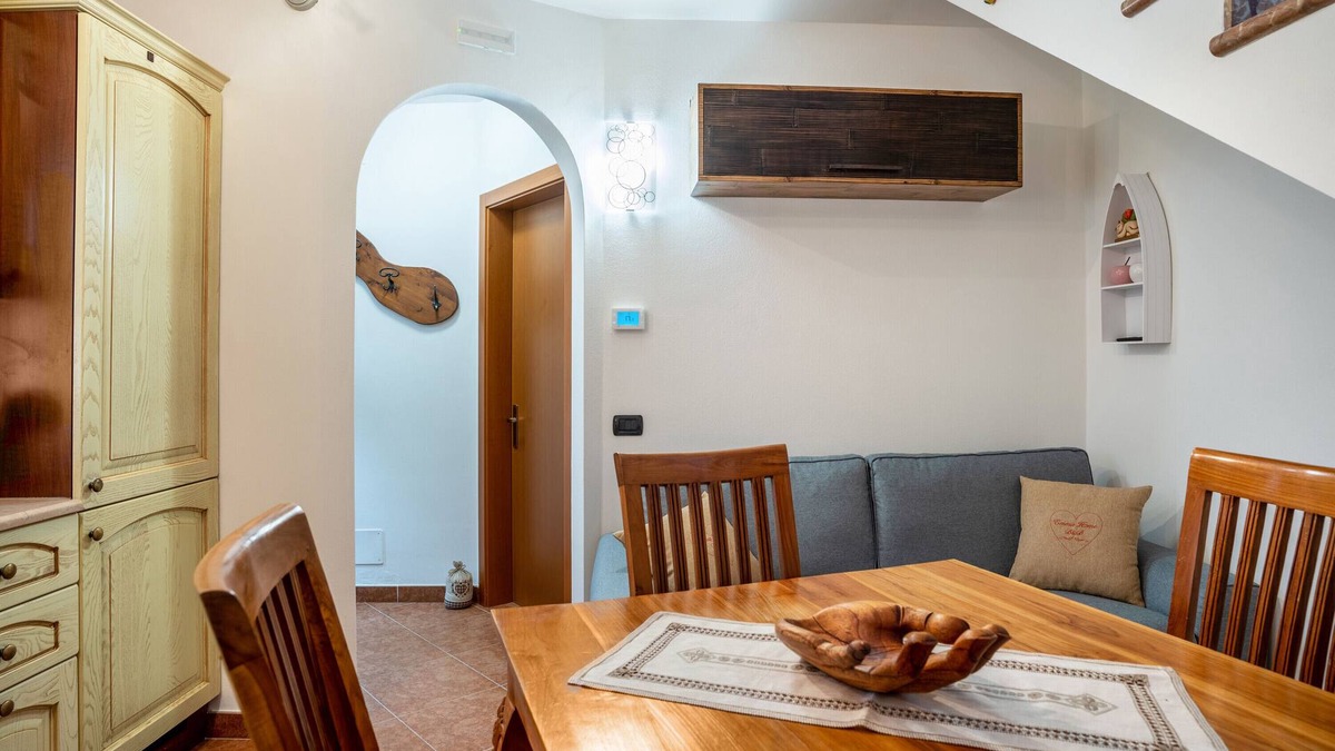 Mezzolombardo House | Holiday Home 'Emma Home' with Balcony and Wi-Fi
