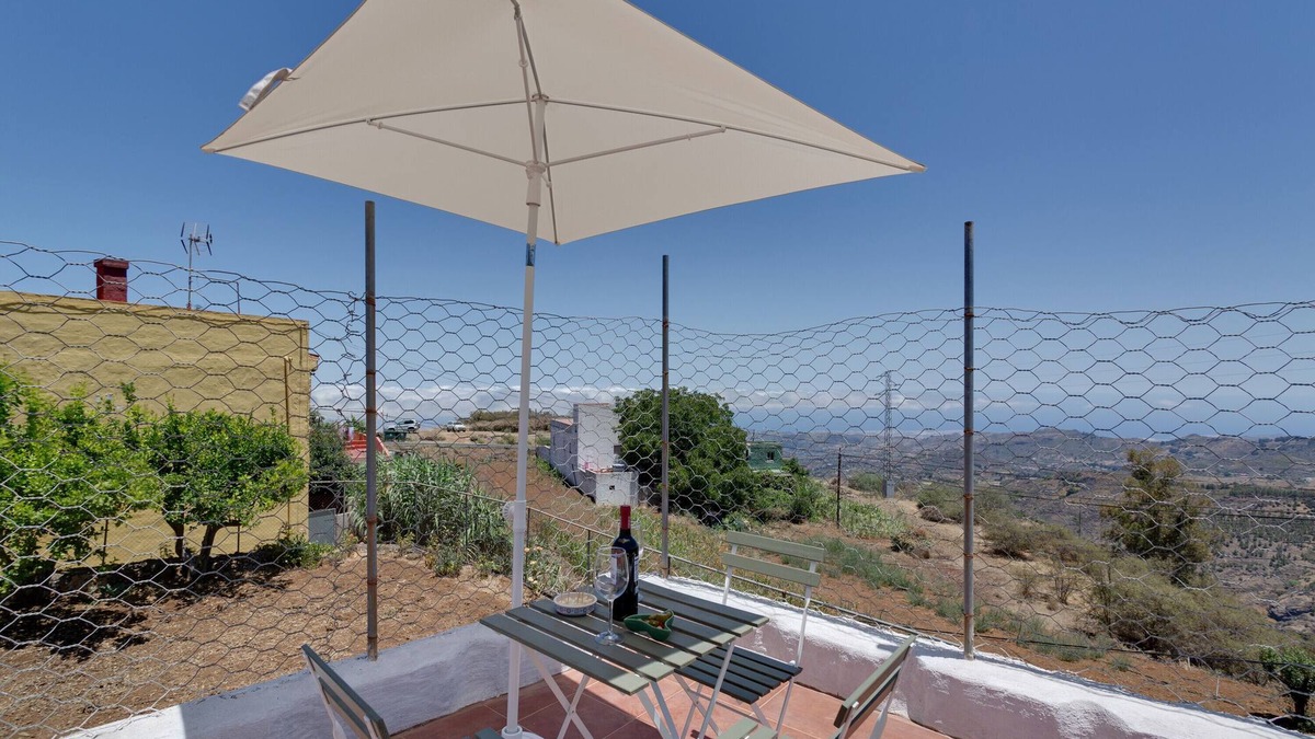 Vega de San Mateo House | Holiday Home 'Balcón De Galaz' with Sea View, Private Terrace and Private Garden