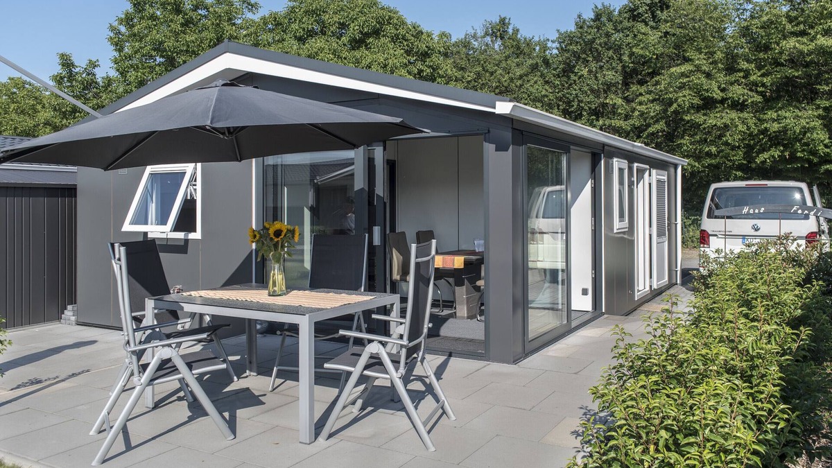 Koblenz House | Holiday Home 'Ferdi' with Garden & Wi-Fi