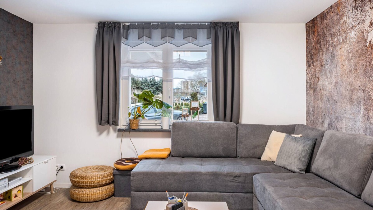 Blankenhain House | Holiday Home 'Ferienhaus Kirsch' with Private Terrace, Private Garden and Wi-Fi