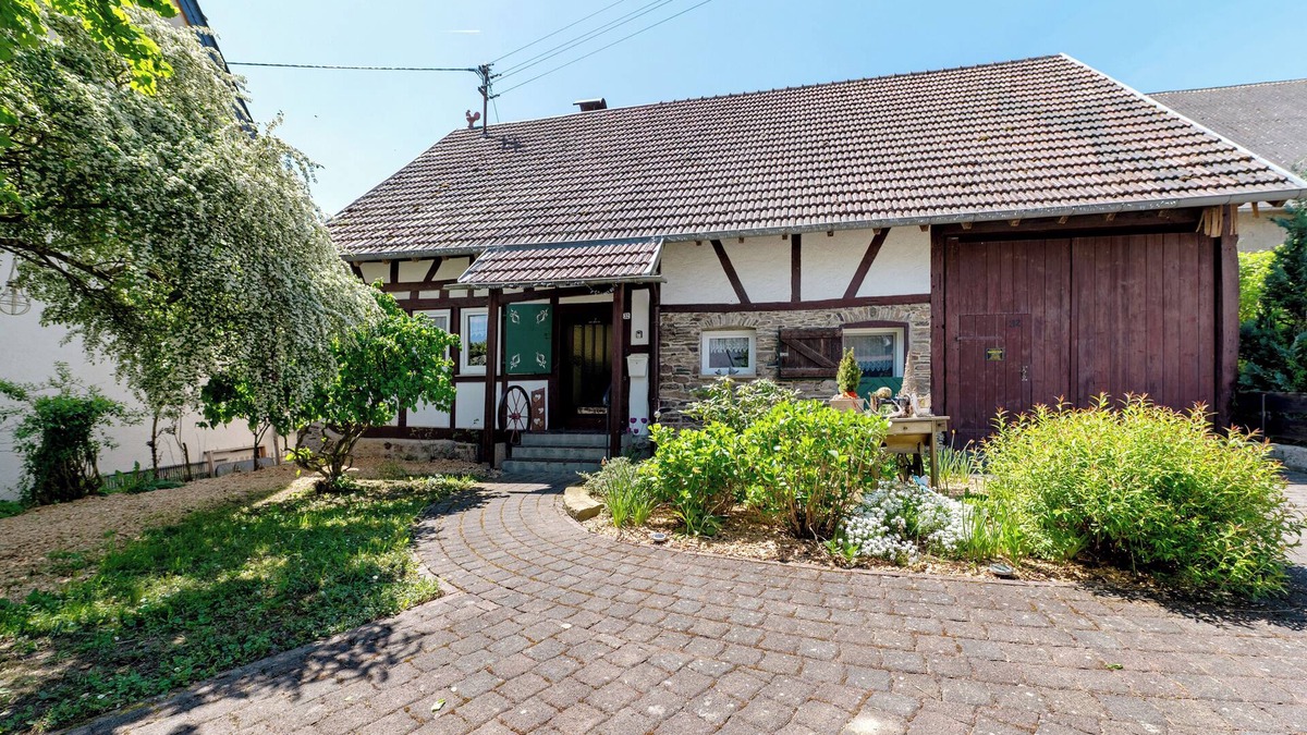 Seesbach House | Holiday Home 'Ferienhäuschen Kleine Auszeit' with Private Terrace, Private Garden and Wi-Fi