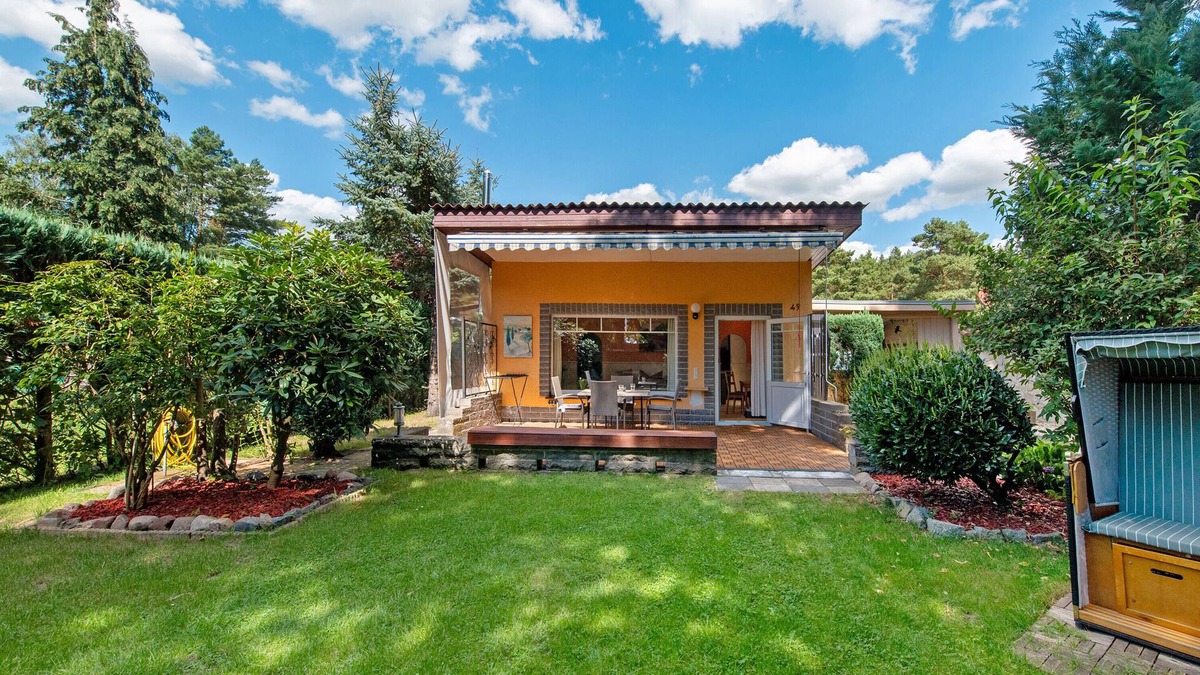 Matzlow-Garwitz House | Holiday Home 'Ferienhaus Am Rander Der Lewitz' with Lake View, Wi-Fi and Air Conditioning
