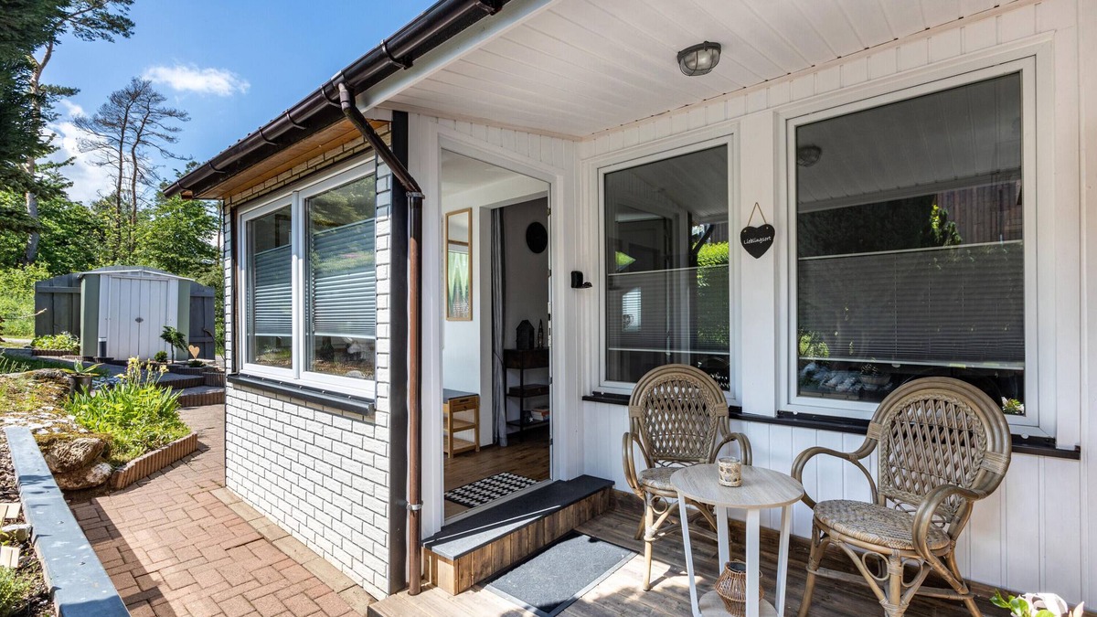 Kelbra House | Holiday Home 'Ferienhaus Stauseeblick' with Lake View, Private Terrace and Wi-Fi