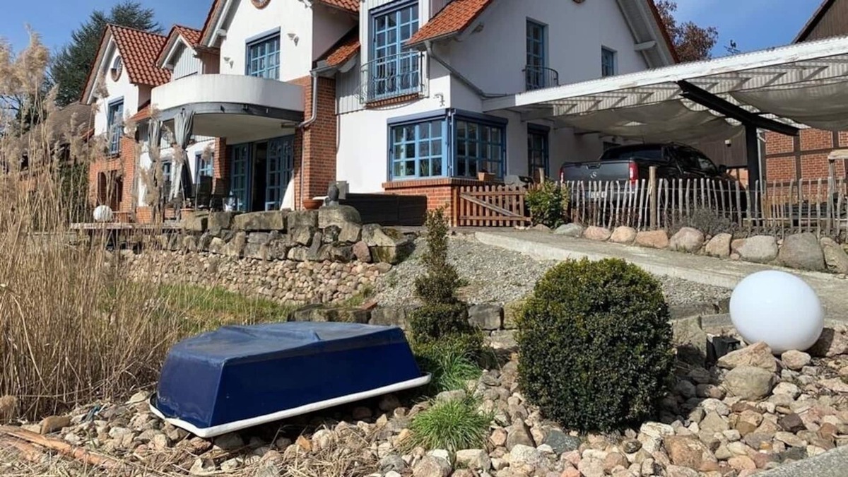Braunschweig House | Holiday home for 12 guests with 200m² in Braunschweig (185657)