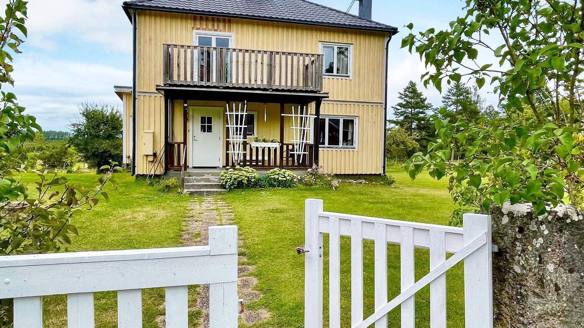 Hultsfred Municipality House | Holiday home for 8 guests in Sverige
