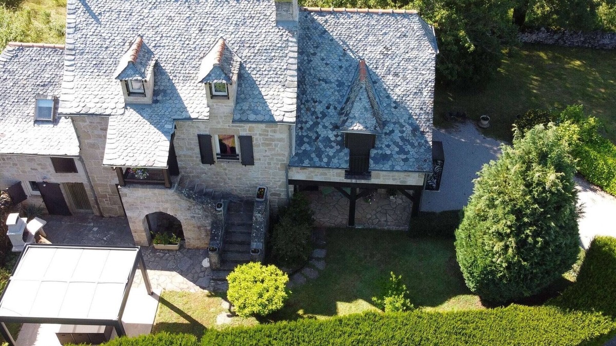 Muret-le-Chateau House | Holiday Home in Muret near Château Colombier