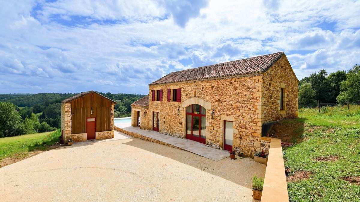 Prats-du-Perigord House | Holiday Home in Sarla with Private Pool