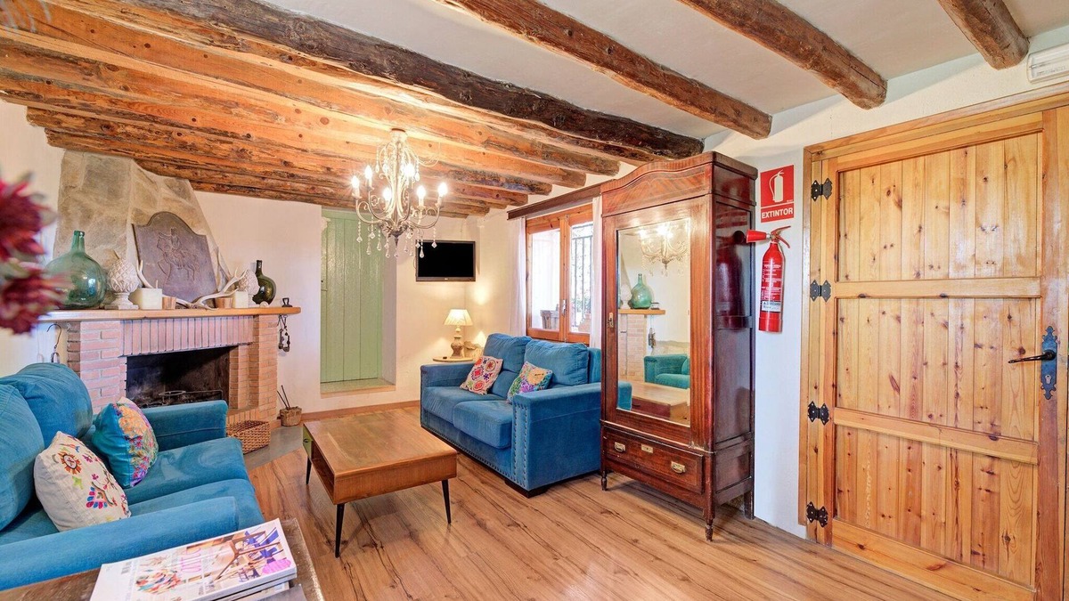 Fraga House | Holiday Home Fraga with Private Pool