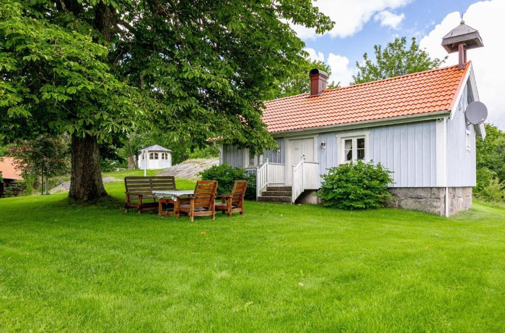 Burseryd House | Holiday Home Hökagården by Interhome
