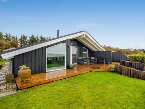 Sjaelborg House | Holiday Home Holmwith - 50m from the sea by Interhome