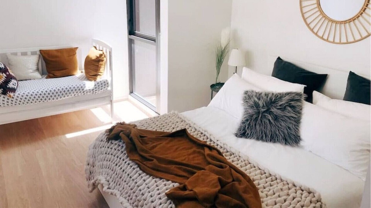 Hurstville Apartment | Holiday home /Hurstville/close to station/airport