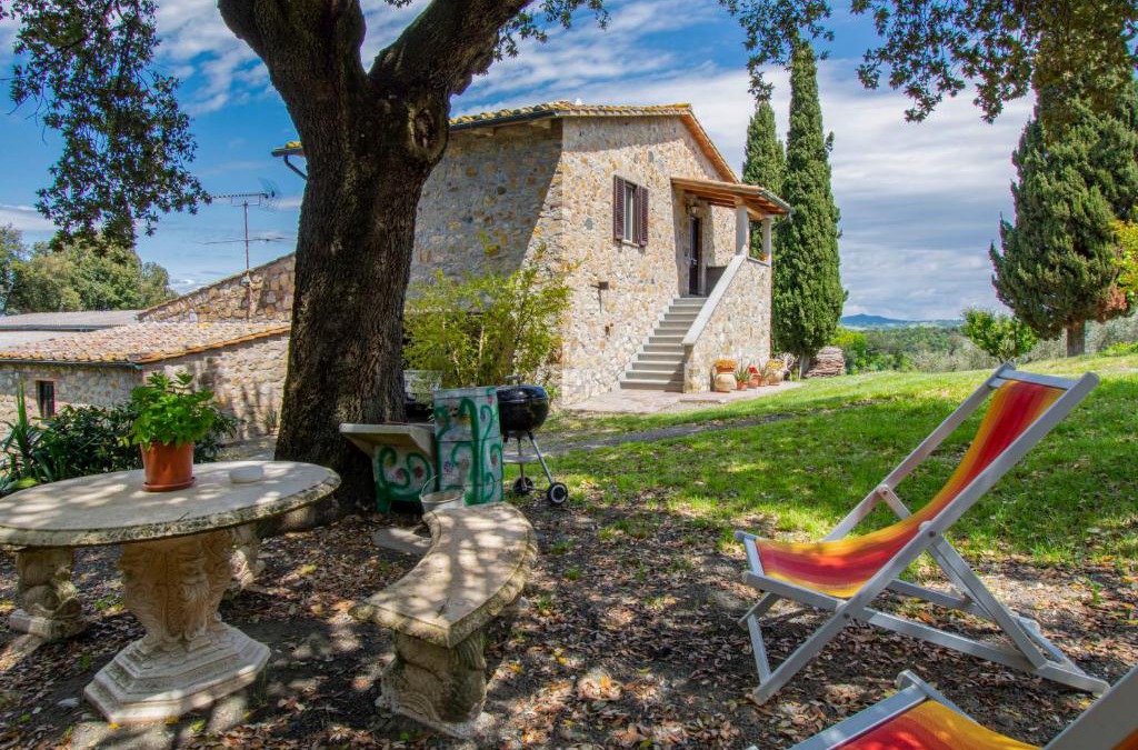 Pomarance House | Holiday Home Il Sorbo by Interhome
