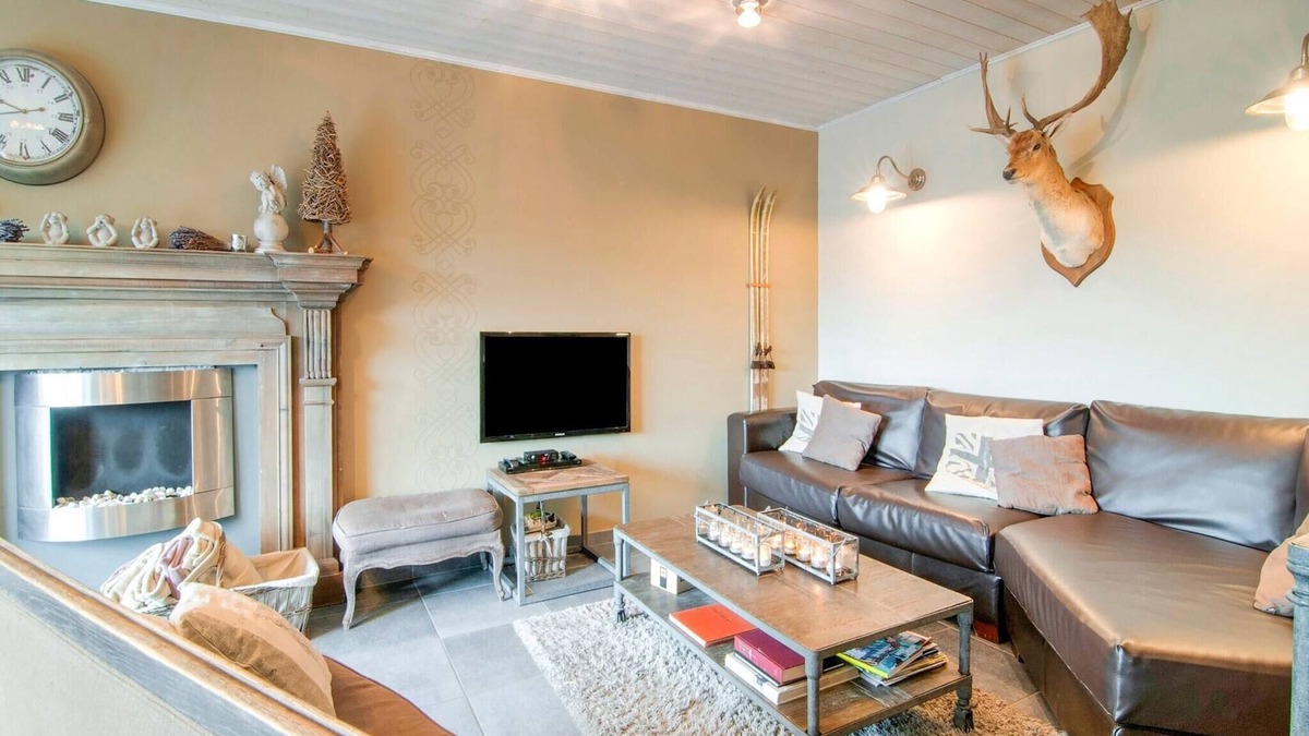 Fauvillers House | Holiday Home in Ardennes near River