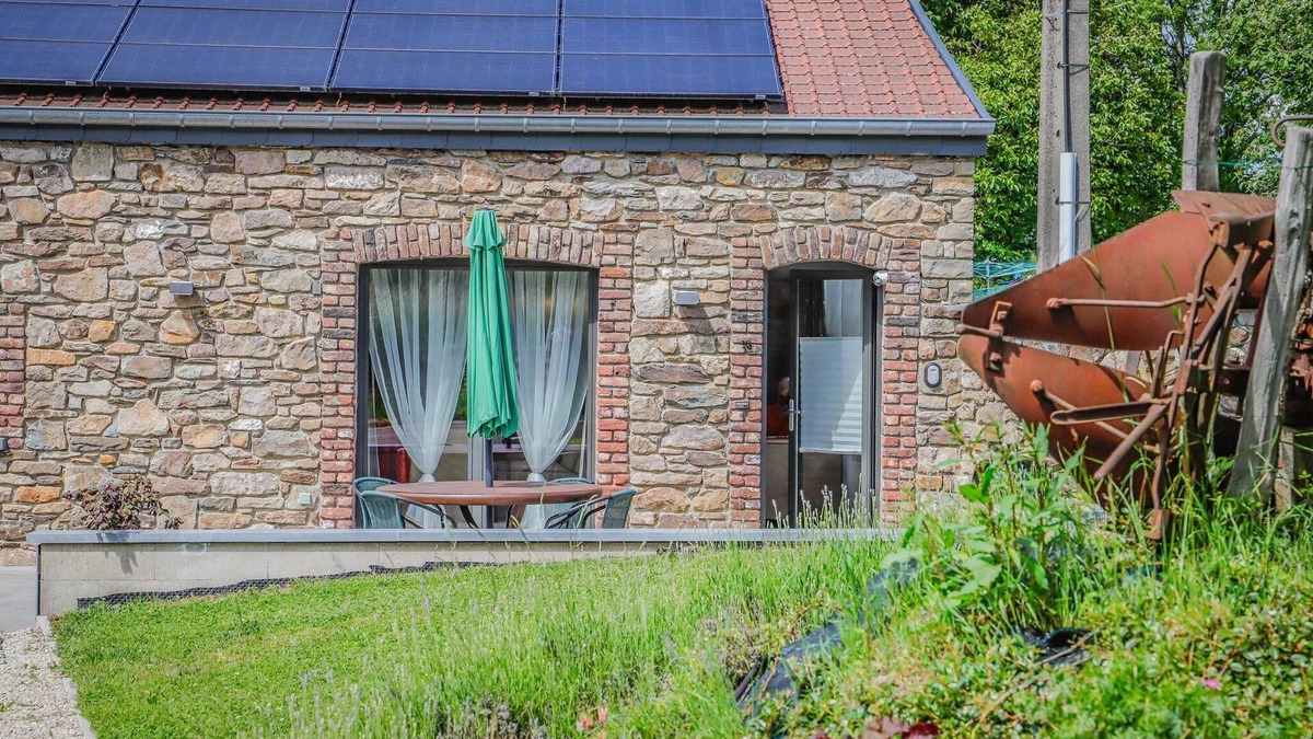 Manhay House | Holiday Home in Ardennes with Garden BBQ