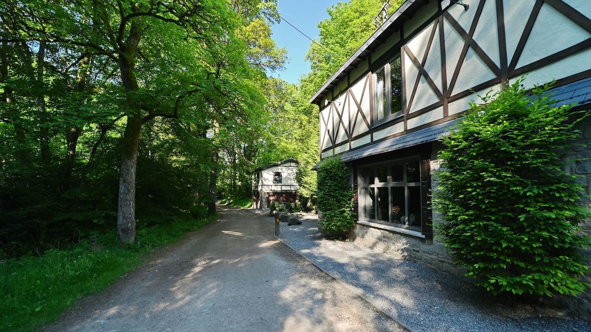 Marche-en-Famenne House | Holiday Home in Ardennes with Private Wellness
