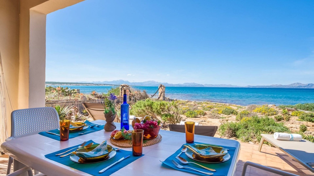 Colonia de Sant Pere House | Holiday Home in Artá with Sea Views