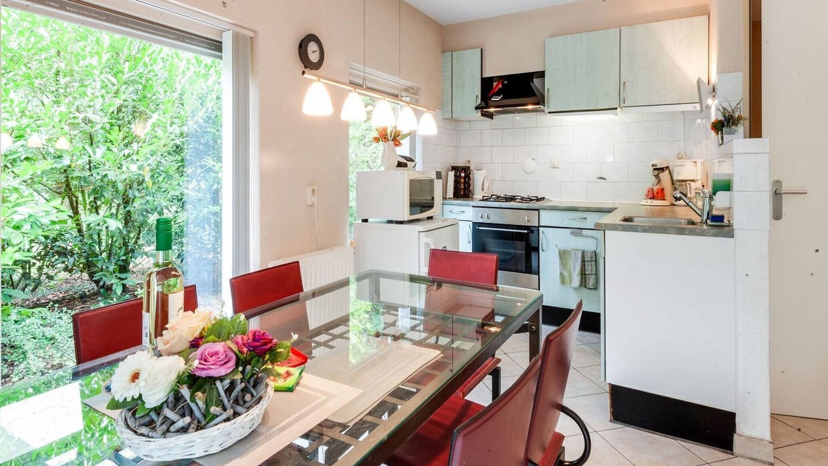 Beerze House | Holiday Home in Beerze near Forest