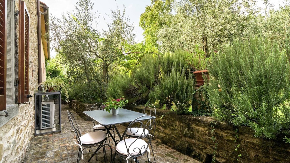 Cortona House | Holiday Home in Cortona with Pool
