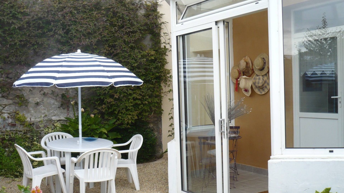 Dinard House | HOLIDAY HOME IN DINARD WITH PRIVATE PARKING