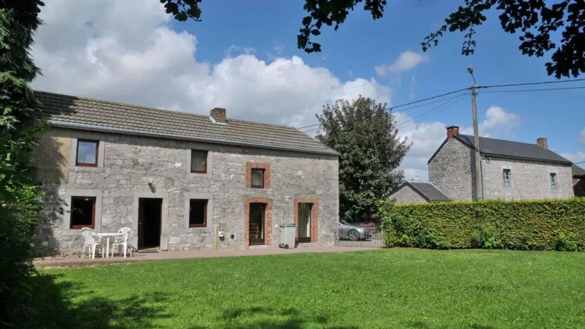 Longueville House | Holiday Home in Durbuy near Ourthe River