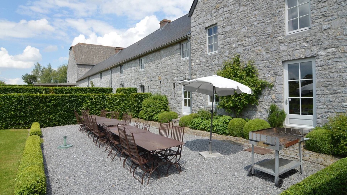 Falaen House | Holiday Home in Falaën near Forest & Maredsous