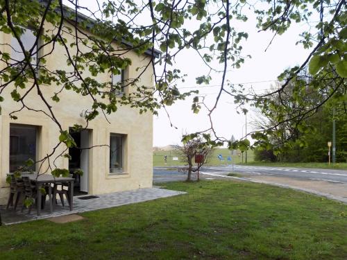 Florenville House | Holiday Home in Florenville with Garden