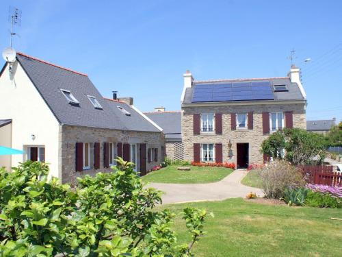 Lampaul-Plouarzel House | Holiday Home in Plouarzel near Sandy Cove