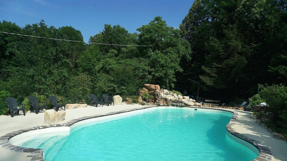 Rancio Valcuvia Apartment | Holiday home in a former mill from the 18th century. With 10 000 m² of land and pool